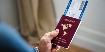 thủ tục dán visa tại sân bay