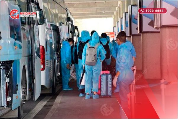 Cập nhật: Rút ngắn thời gian cách ly tập trung 7 ngày với người nhập cảnh tiêm đủ liều vaccine COVID-19