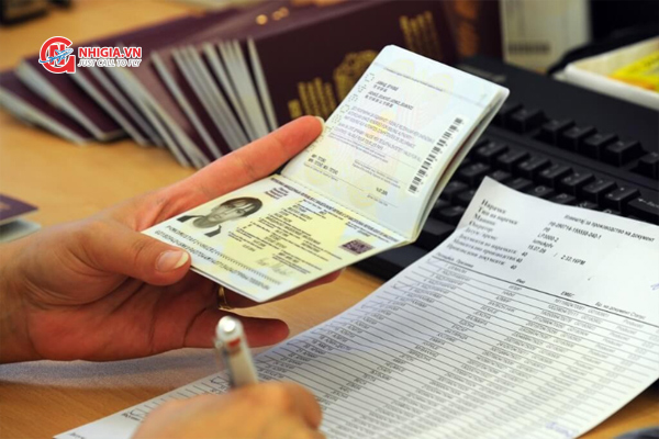 Hướng dẫn l&agrave;m hồ sơ xin Visa c&ocirc;ng t&aacute;c &Uacute;c