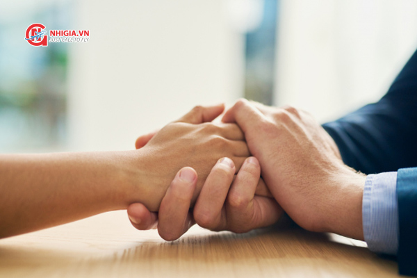 Chứng minh sự thấu hiểu lẫn nhau