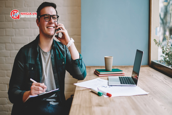 Tinh thần lu&ocirc;n sẵn s&agrave;ng cho cuộc phỏng vấn bất ngờ qua điện thoại